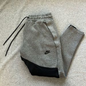 Nike Tech Fleece Casual Jogger With Panel Knee Medium Grey
